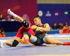 关于摔跤杯赛掀起高潮，岭北巨龙队强势反弹云贵迅豹队，高压逼抢奏功——中场绞杀压制对手的信息
