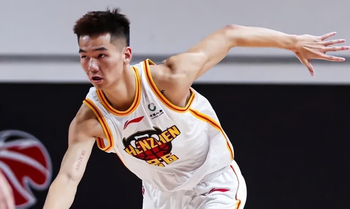 德国杯倒计时;深圳男篮今晨远射贴柱;细节引发关注;底气十足;心理建设被强调 德国杯倒计时;深圳男篮今晨远射贴柱;细节引发关注;底气十足;心理建设被强调