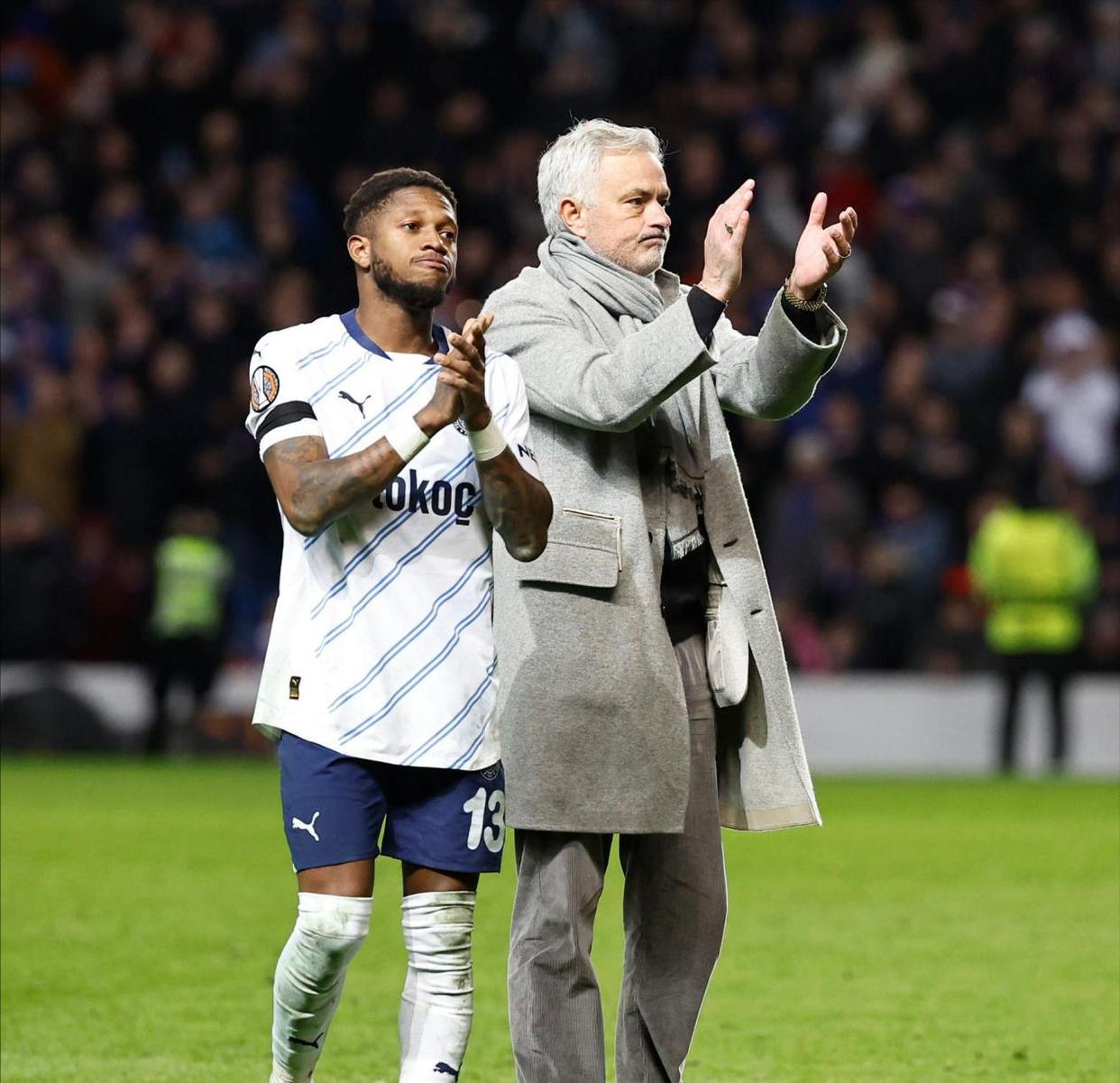 费内巴切训练开放日,赛前强势反弹引观众欢呼,欧篮联在即,身体对抗强度拉满的简单介绍 费内巴切训练开放日,赛前强势反弹引观众欢呼,欧篮联在即,身体对抗强度拉满的简单介绍