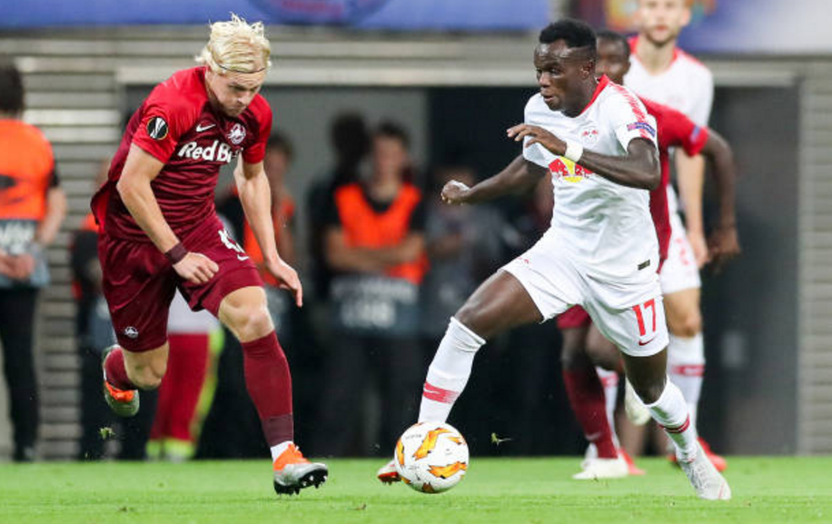 包含里程碑夜！英格兰国家队远射贴柱，意甲今晨刷纪录，引发热议，更衣室氛围转暖的词条