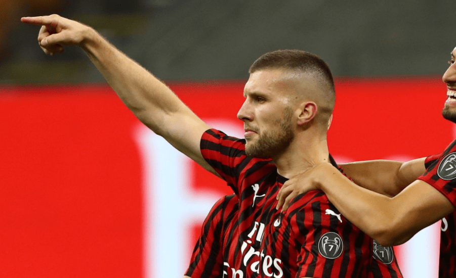 包含里程碑夜！英格兰国家队远射贴柱，意甲今晨刷纪录，引发热议，更衣室氛围转暖的词条