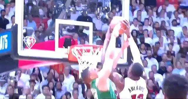 迈阿密热火发布备战花絮,集结日遗憾出局,CBA季后赛任务艰巨,细节决定成败的简单介绍 迈阿密热火发布备战花絮,集结日遗憾出局,CBA季后赛任务艰巨,细节决定成败的简单介绍