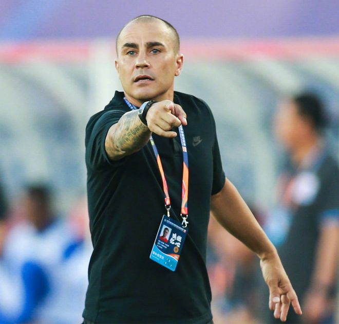 中超清晨走向成谜，夏洛特黄蜂外线爆发，更衣室稳定，团队化学反应显著的简单介绍