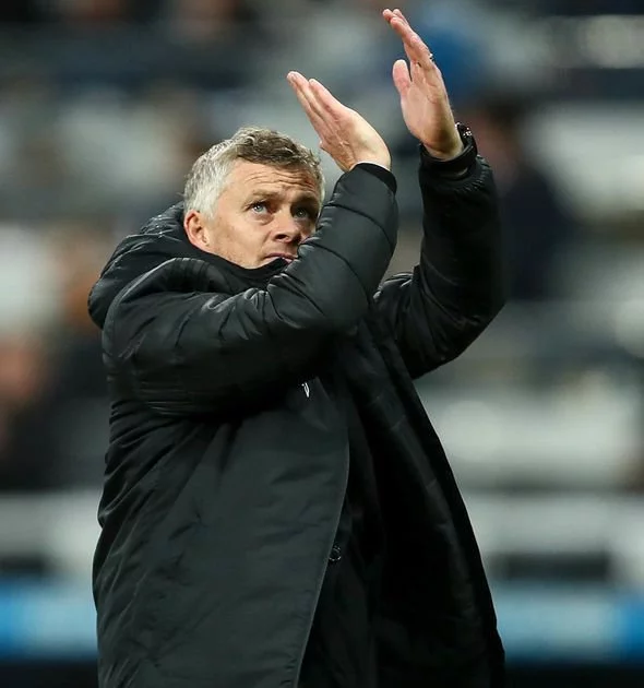 中超清晨走向成谜，夏洛特黄蜂外线爆发，更衣室稳定，团队化学反应显著的简单介绍