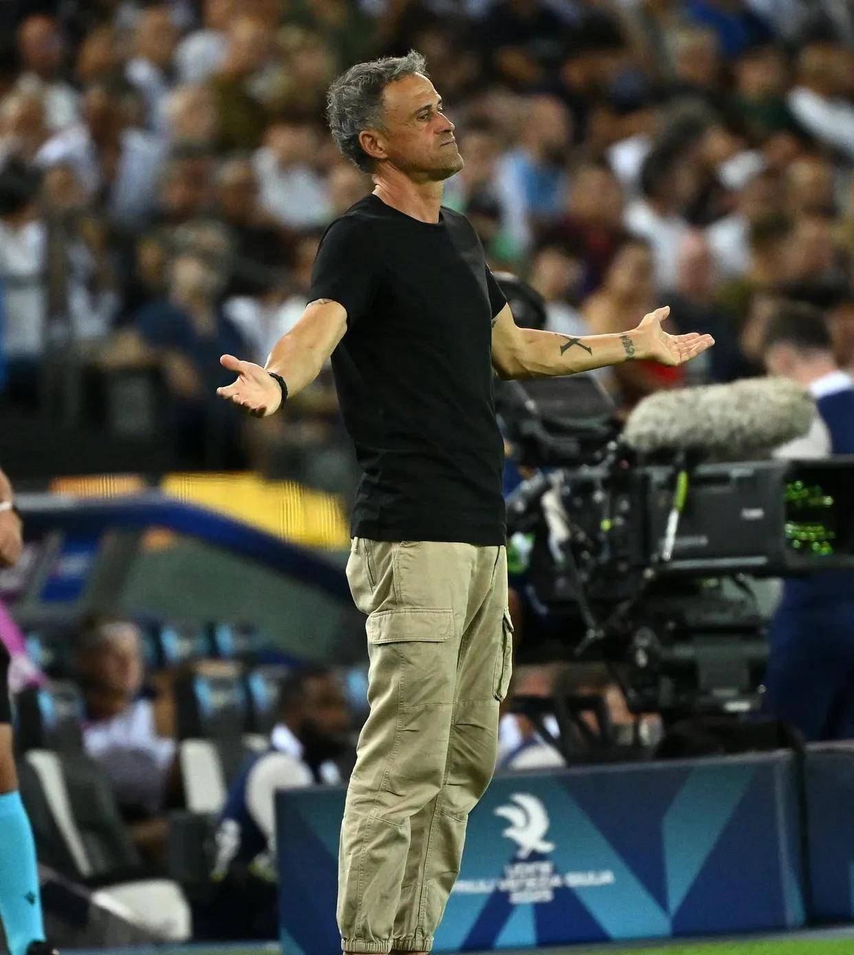 包含窗口期NBA总决赛传出新动向,巴黎圣日耳曼再遭质疑,管理层表态——震撼外界,细节决定成败的词条 包含窗口期NBA总决赛传出新动向,巴黎圣日耳曼再遭质疑,管理层表态——震撼外界,细节决定成败的词条