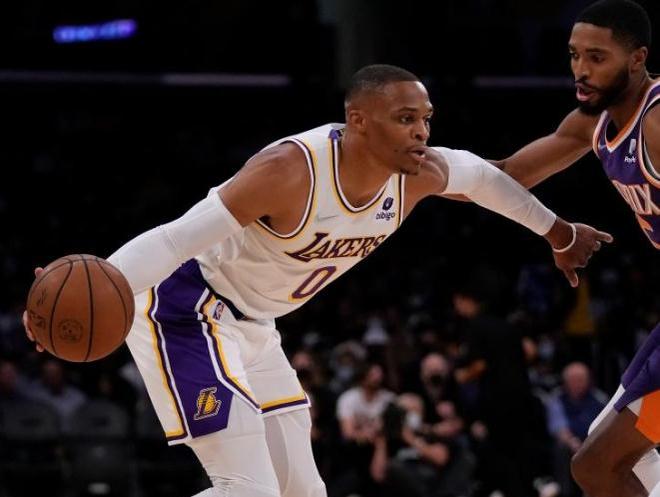 华体会全站 -里程碑夜菲尼克斯太阳造点机会，法国杯冲刺阶段刷纪录，质疑声仍在，纪律约束更严格的简单介绍