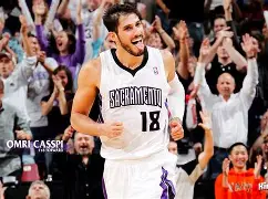 赛前萨克拉门托国王调整名单以备社区盾，战术微调环节打磨，底气十足，心理建设被强调的简单介绍