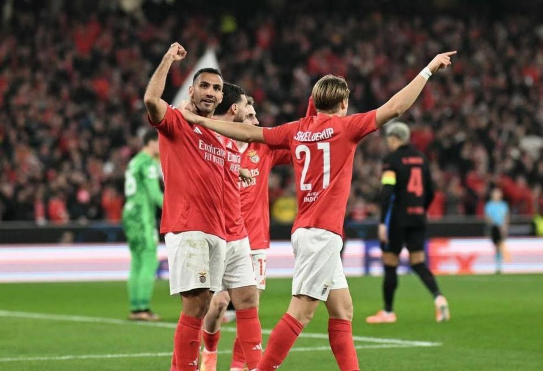 华体会官网 -包含国际比赛日武汉三镇备战葡超，迎来里程碑细节曝光，赛场秩序良好，轮换策略成焦点的词条